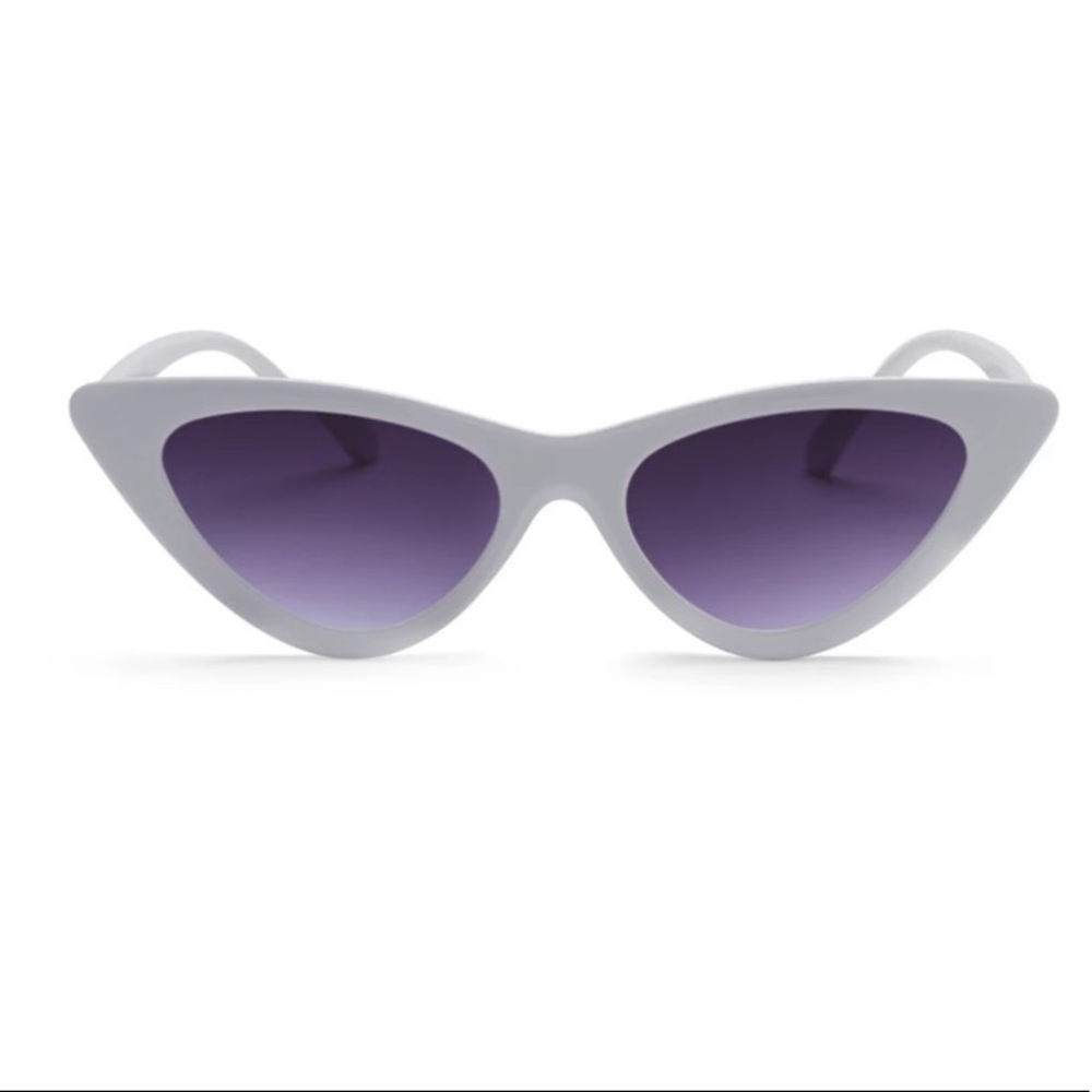 Beautiful Eleanor ShuMark cat eye sunglasses.NWT